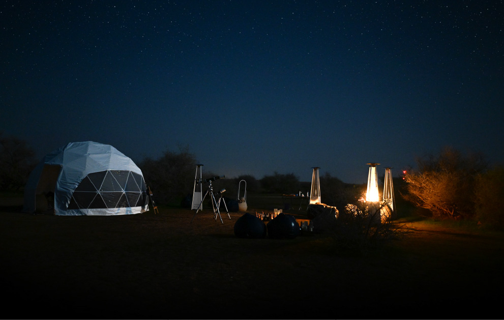 مخيم ذا لايف